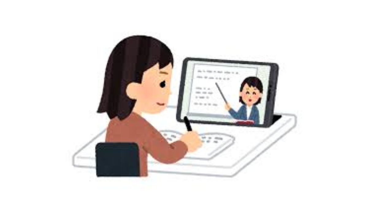 オンラインで勉強している女性